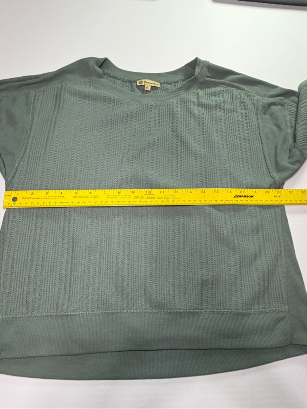 Democracy Sage Green Textured Waffle Knit Top Small - Picture 4 of 6